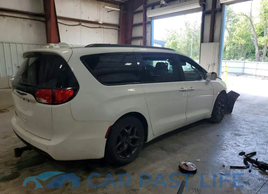 2C4RC1EG3JR227619# 3