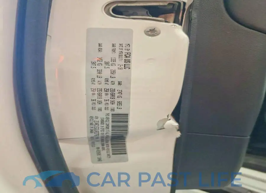 2C4RC1EG3JR227619# 14
