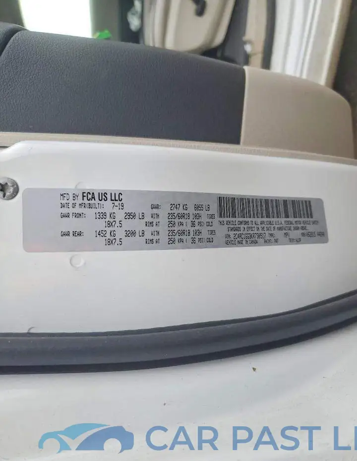 2C4RC1GG3KR730517# 13