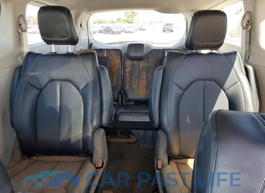 2C4RC1S7XRR118378# 10