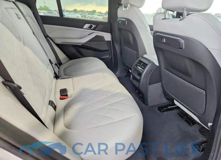 5UX23EU05T9369071# 10