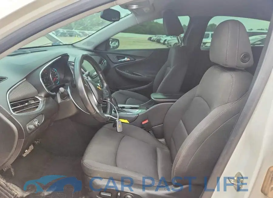 1G1ZD5ST2JF183196# 7