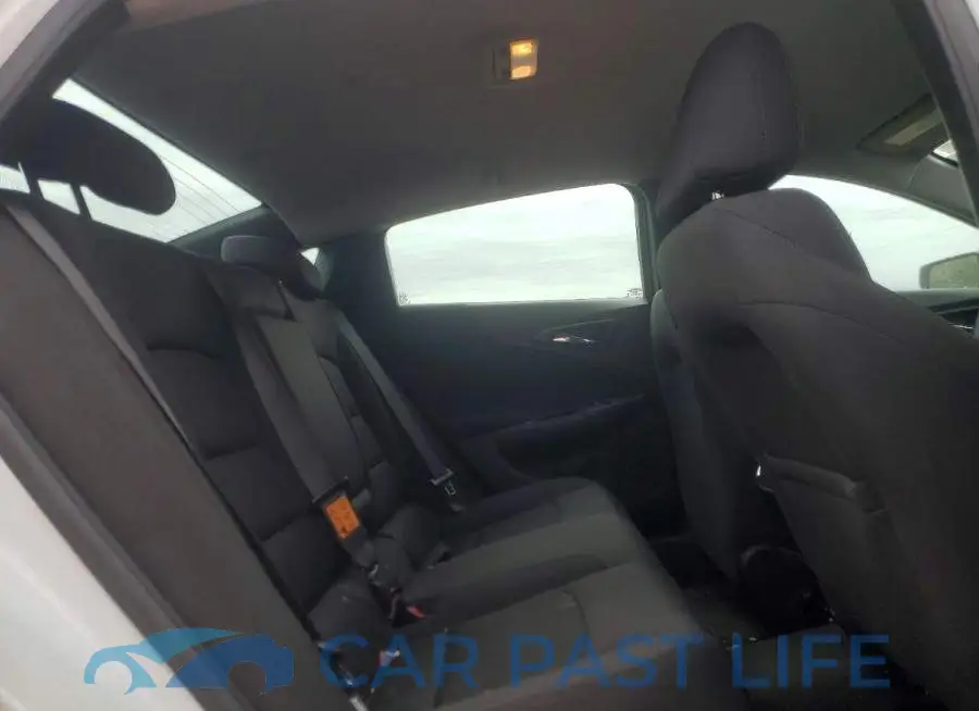 1G1ZD5ST3PF204033# 10