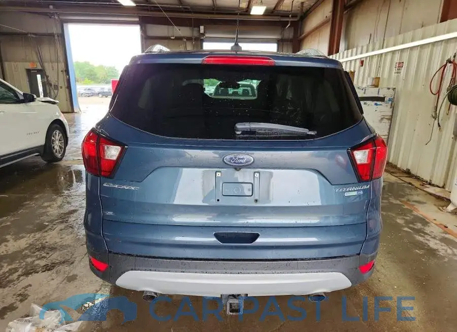 1FMCU9J94KUB16828# 6