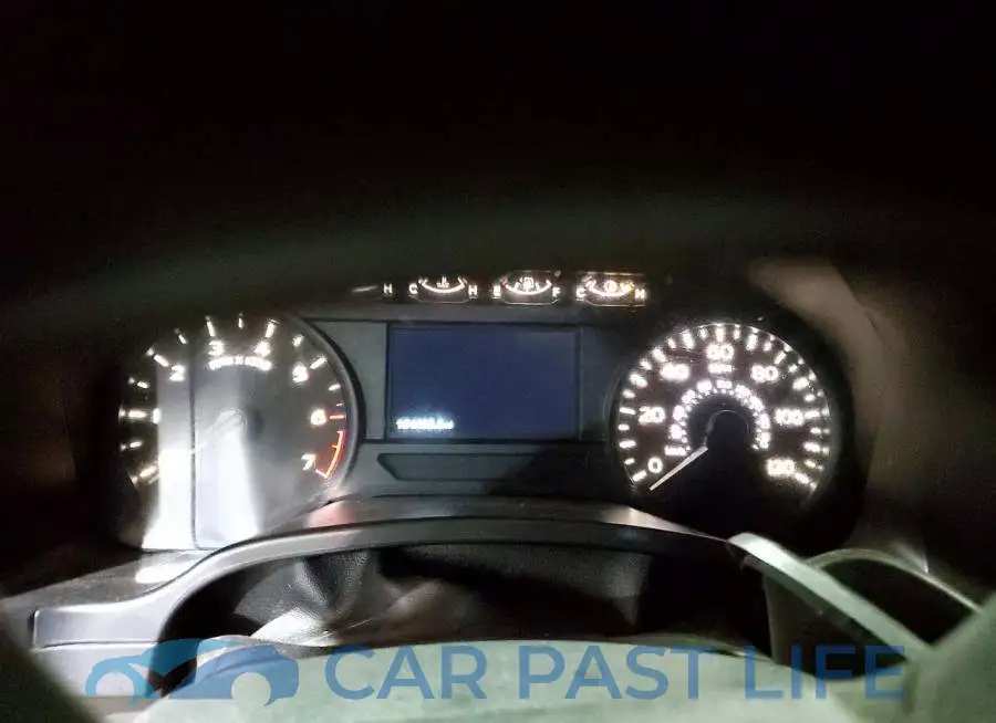 1FTEW1EP7JKF40533# 9