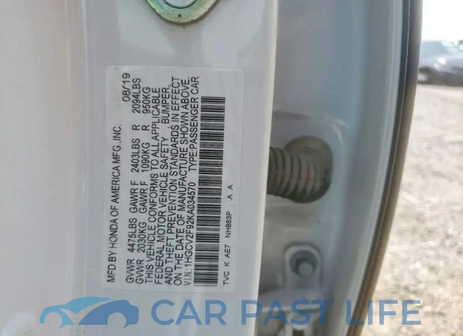 1HGCV2F92KA034570# 13