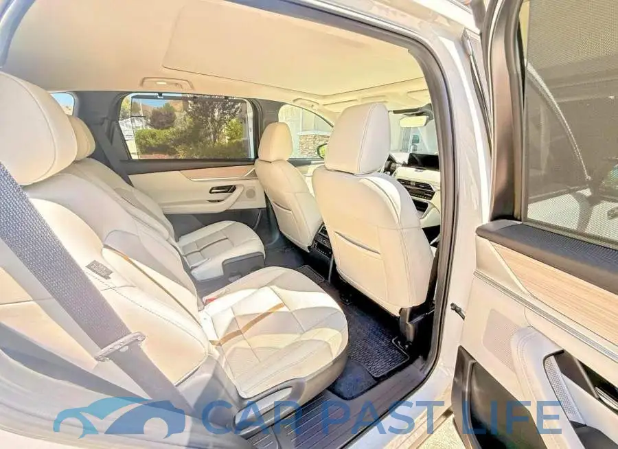 JM3KKEHA8R1181974# 6