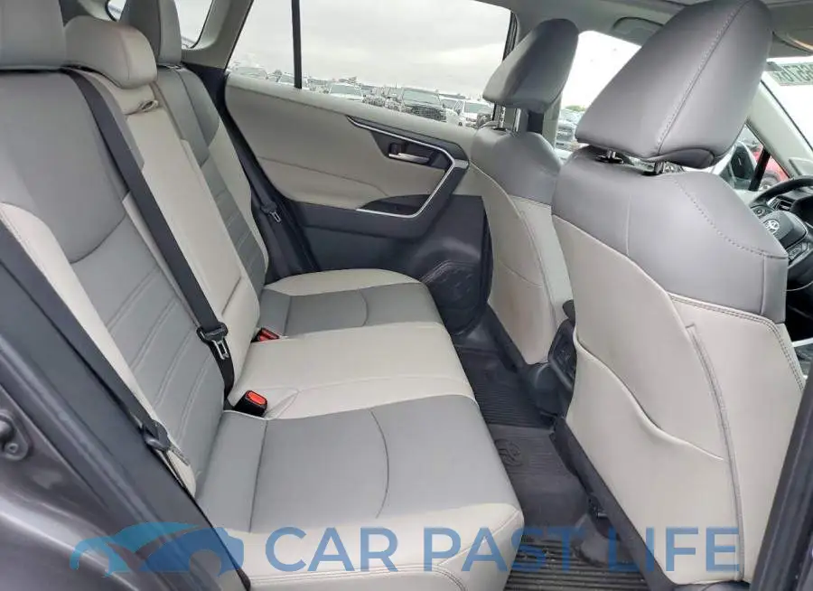 2T3A1RFV6MC250564# 11