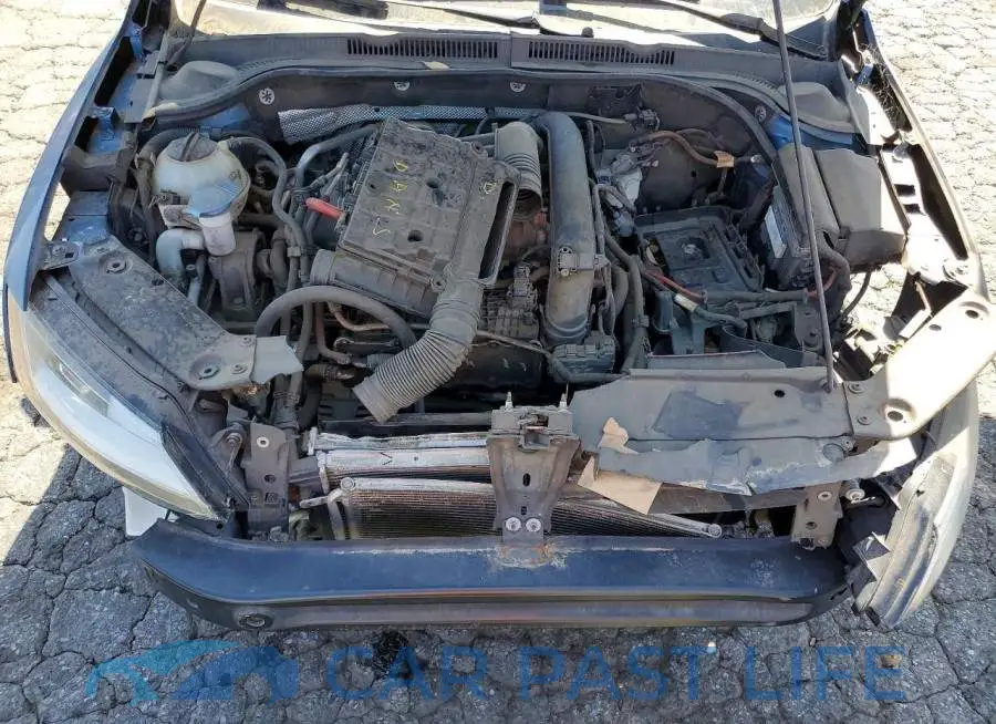 3VWDB7AJ2HM292235# 11