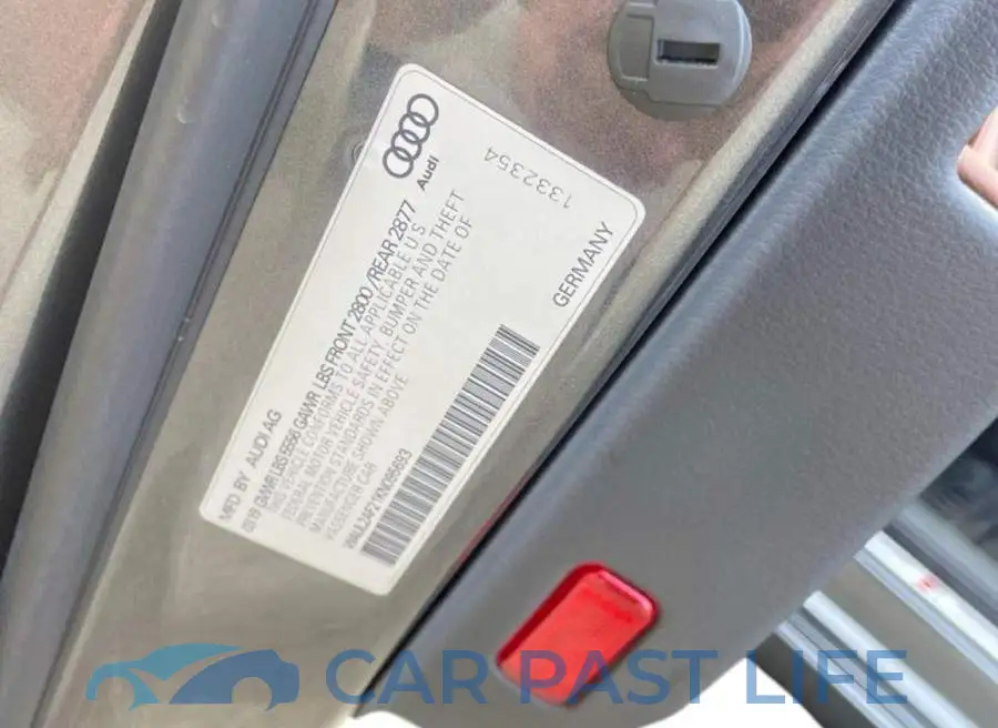 WAUL2AF21KN095693# 10
