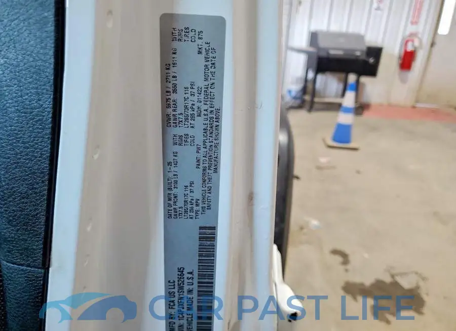 1C4PJXFN1SW526645# 12