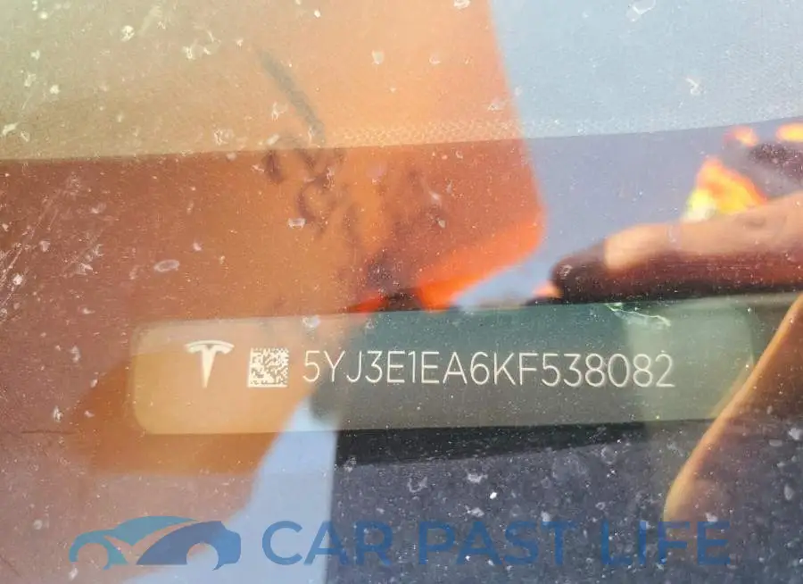 5YJ3E1EA6KF538082# 12