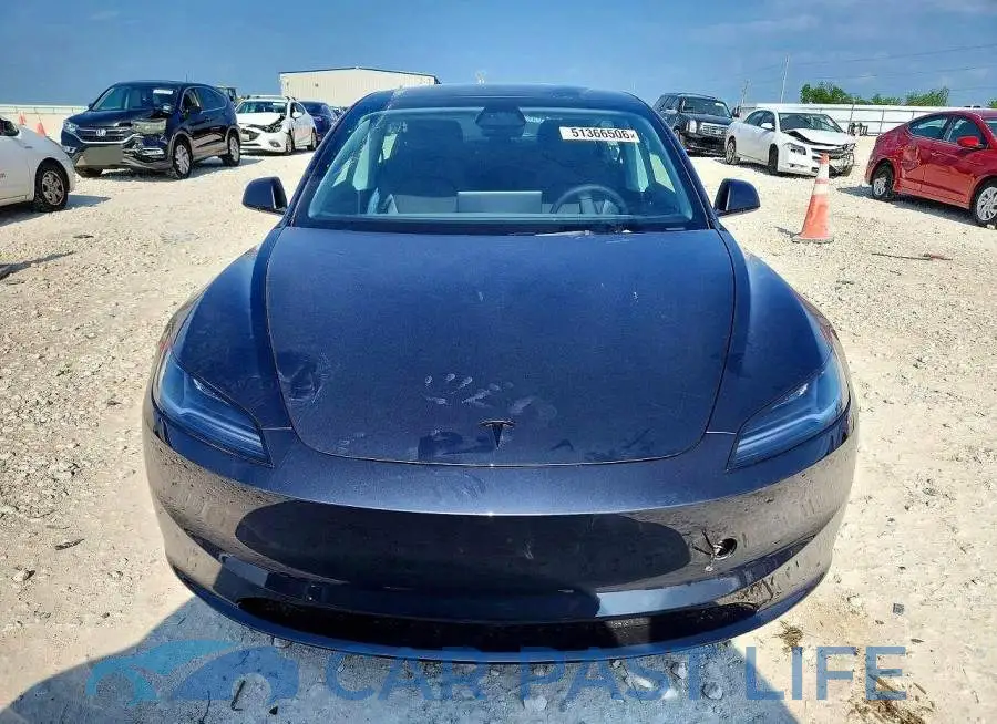 5YJ3E1EAXTF155621# 5