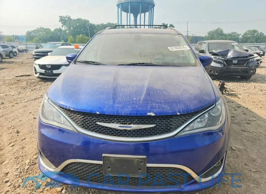 2C4RC1EGXJR275361# 5