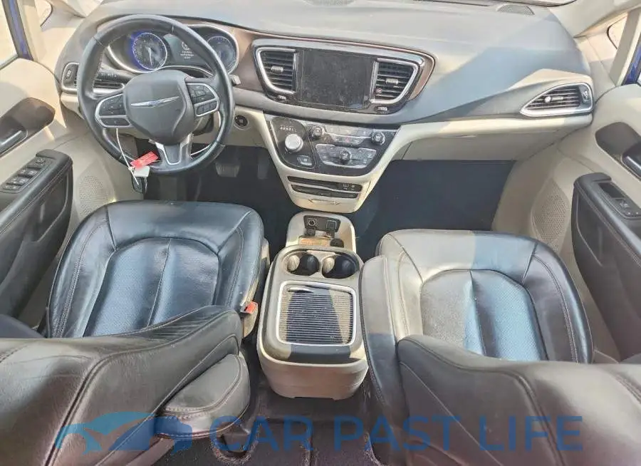 2C4RC1EGXJR275361# 8