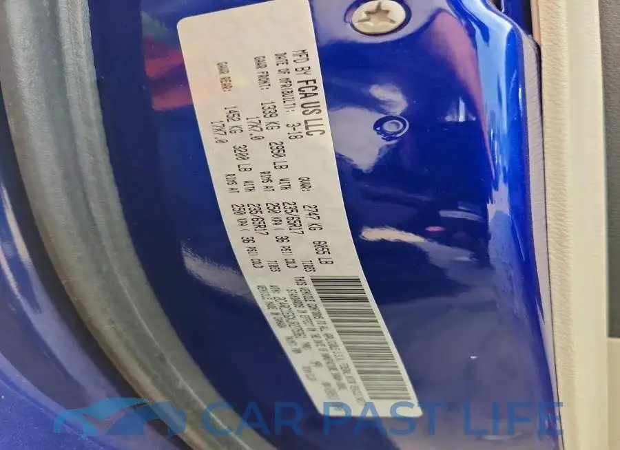 2C4RC1EGXJR275361# 12