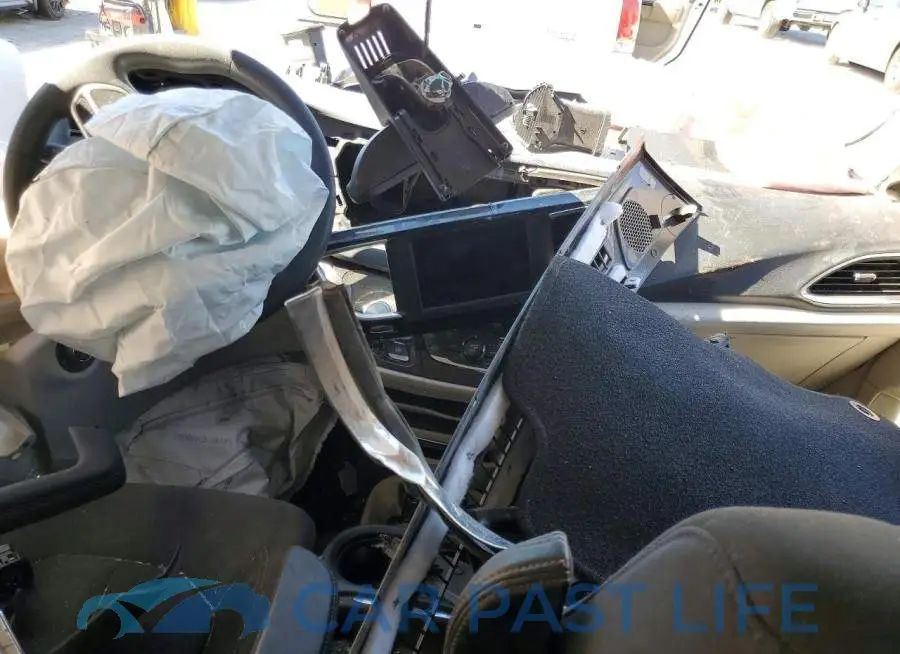 2C4RC1FGXJR106178# 8