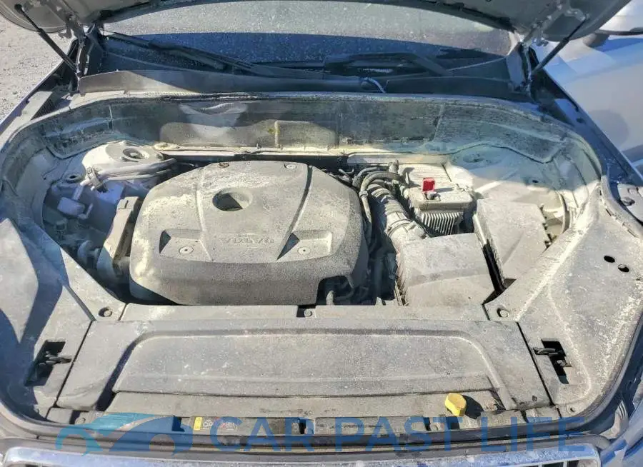 YV4A22PK9L1552562# 12