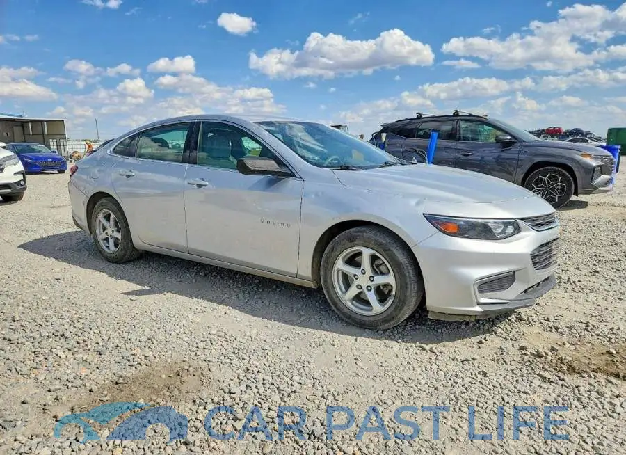 1G1ZB5ST1JF230272# 4