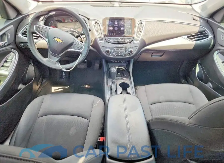 1G1ZD5ST9KF165179# 8