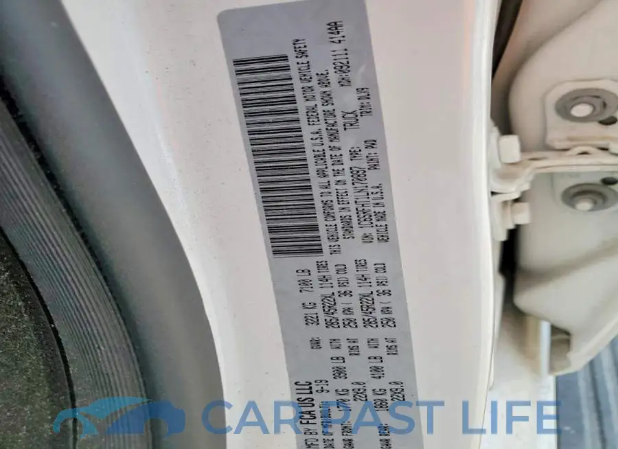 1C6SRFHT1LN170897# 12