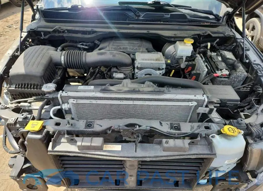 1C6SRFJT9LN319843# 11