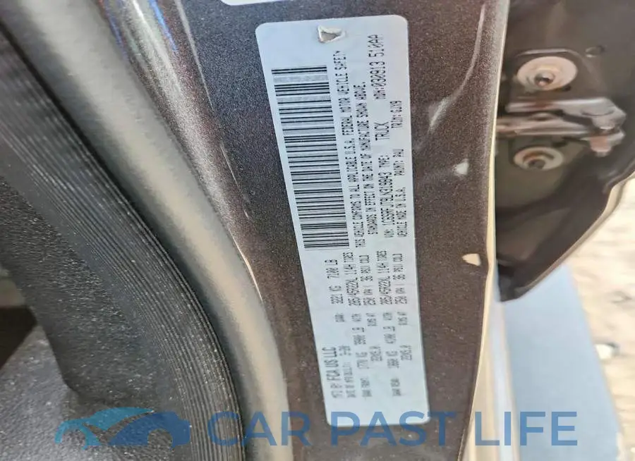 1C6SRFJT9LN319843# 12
