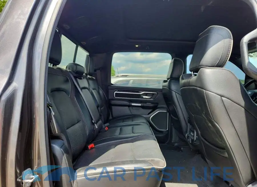 1C6SRFJT9LN319843# 10