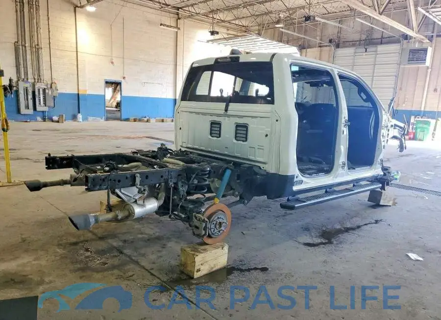 1C6SRFLT3PN550711# 3