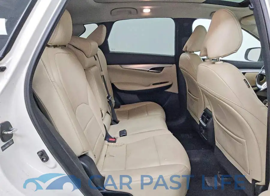 3PCAJ5M35LF108221# 11