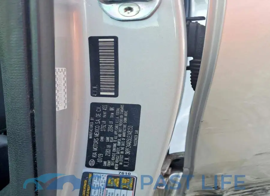 3KPF24AD5LE148153# 12