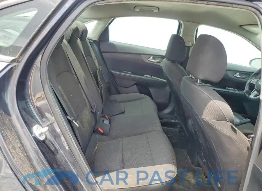 3KPF24AD7KE091758# 10