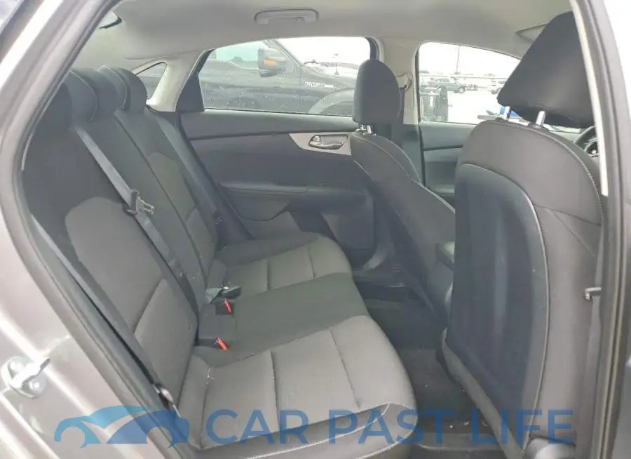3KPF24AD9RE837816# 10