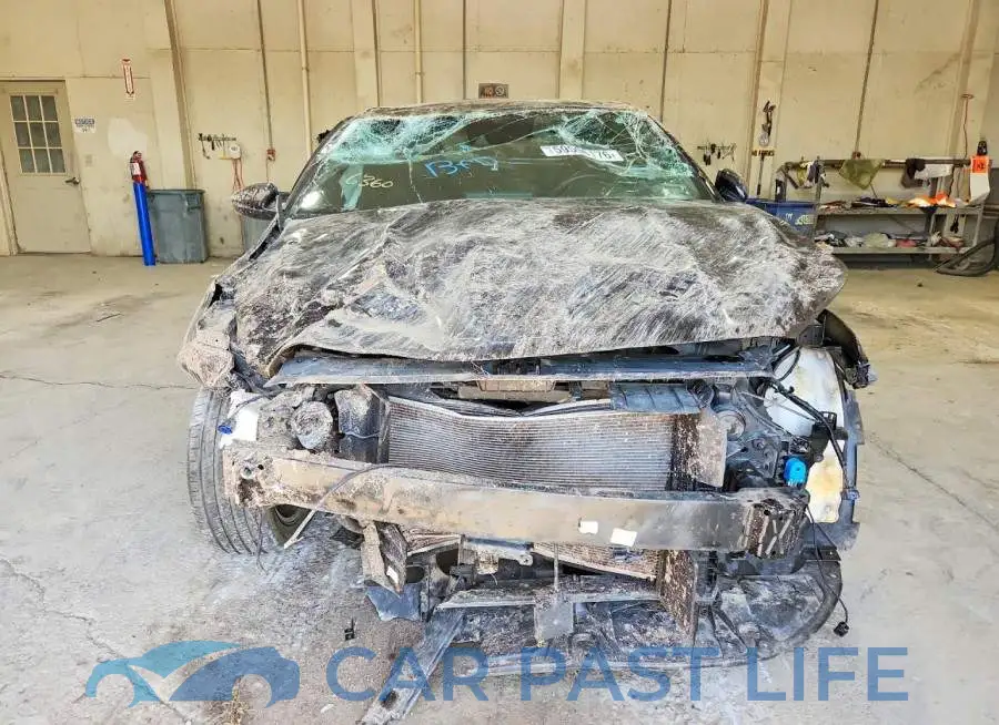 3KPF54AD4RE721723# 5