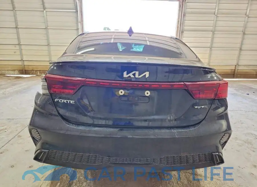 3KPF54AD4RE721723# 6