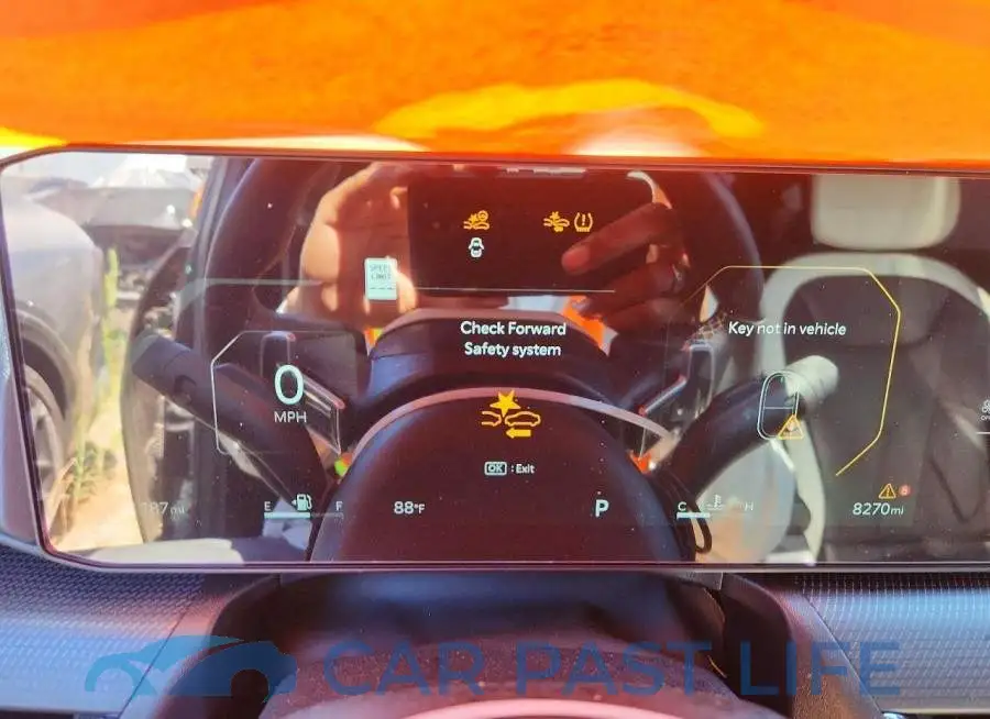 3KPFW4DC2SE112054# 9