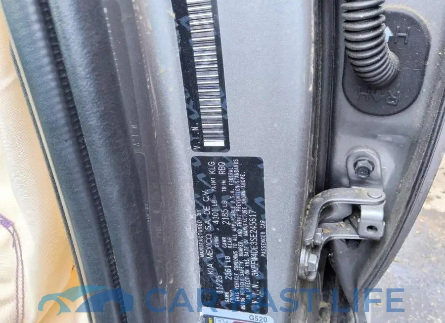 3KPFW4DE3SE245617# 12