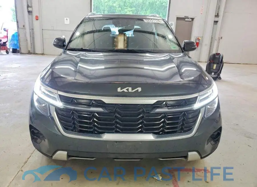 KNDEU2AA7R7615842# 5