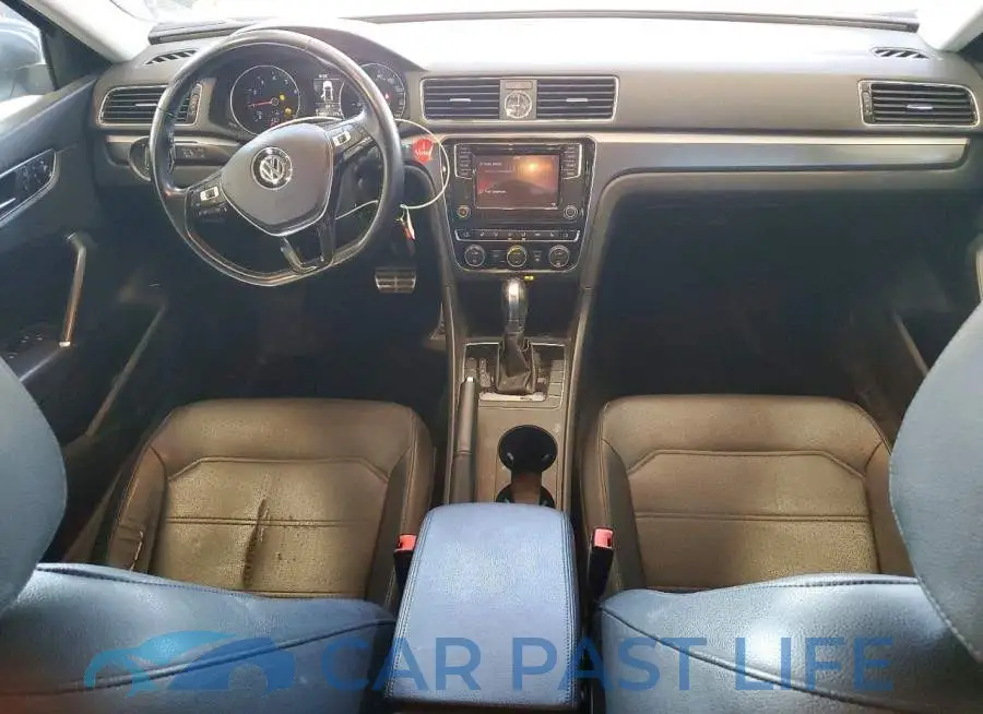 1VWDT7A3XHC037770# 8