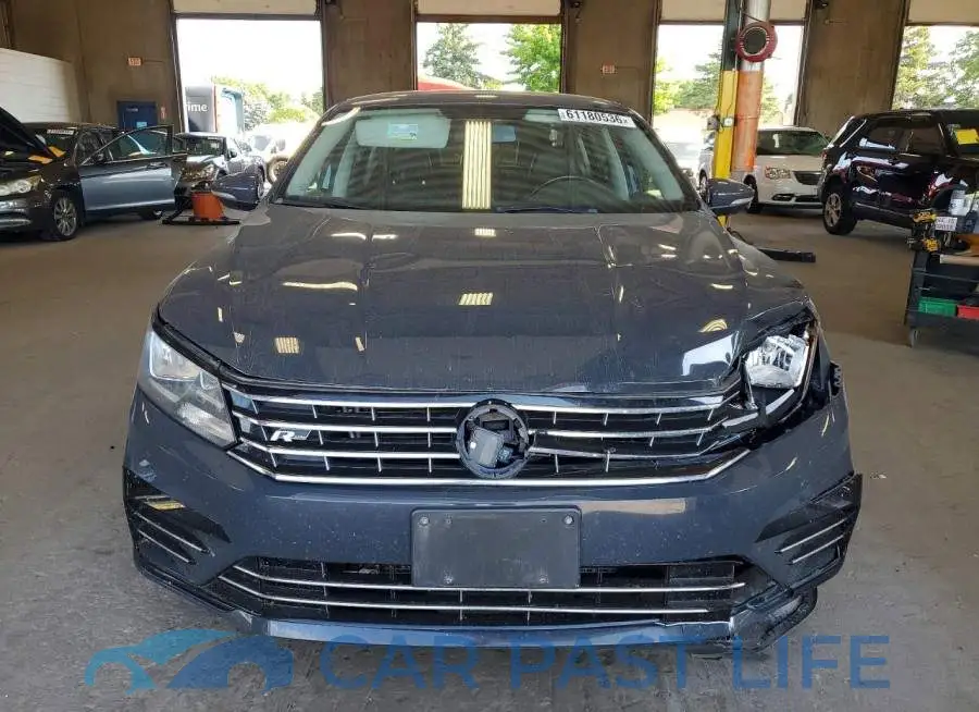 1VWDT7A3XHC037770# 5