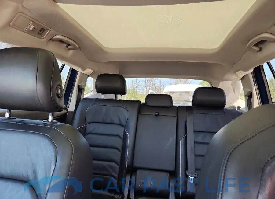3VV4B7AX2JM174782# 10