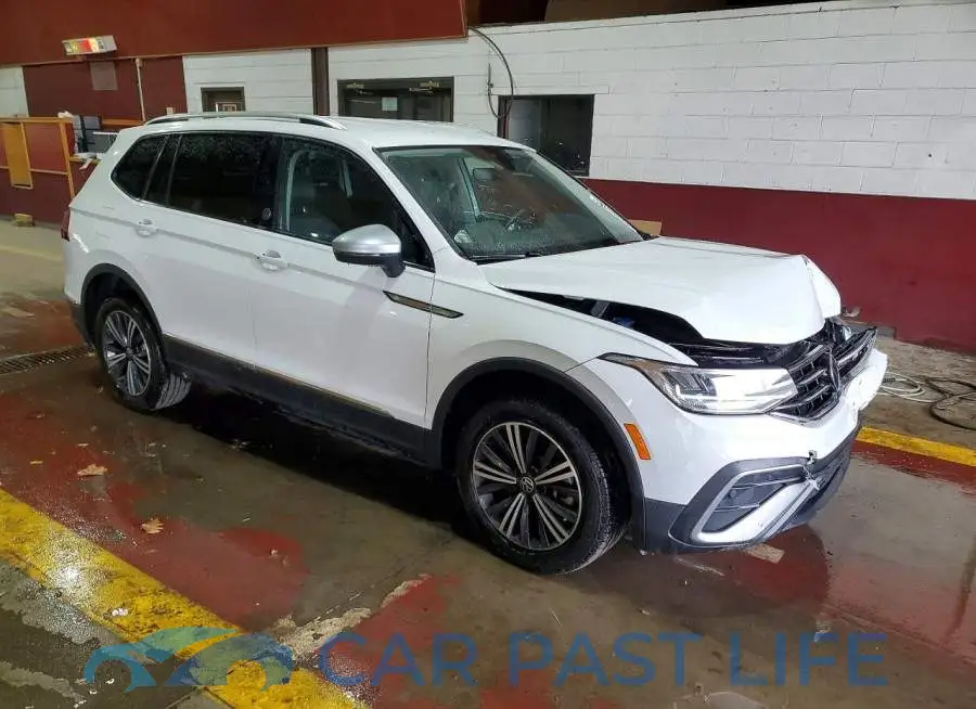 3VV6B7AX2RM224276# 4