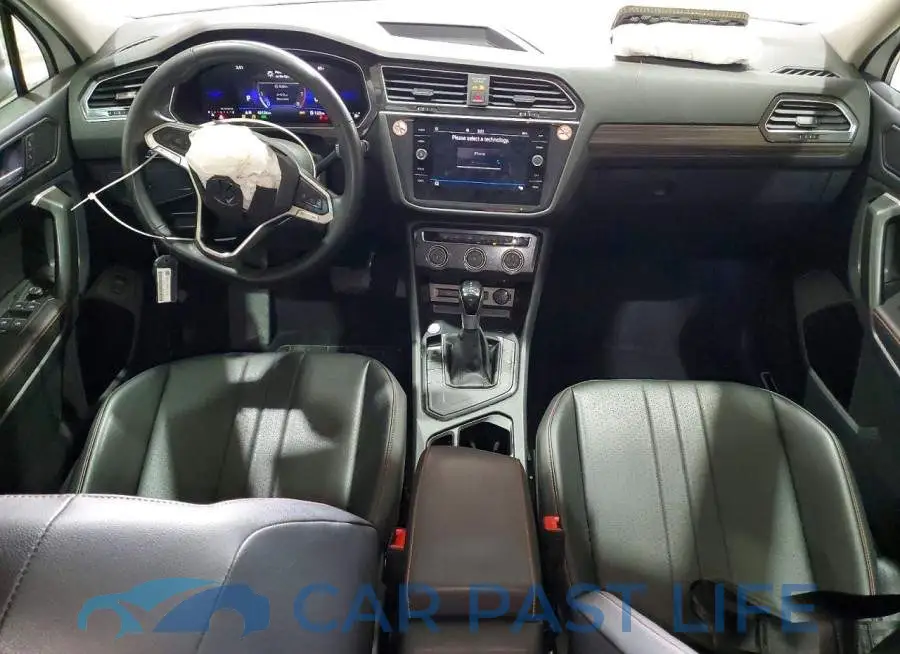 3VV6B7AX2RM224276# 8