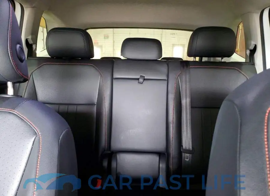 3VV6B7AX2RM224276# 10