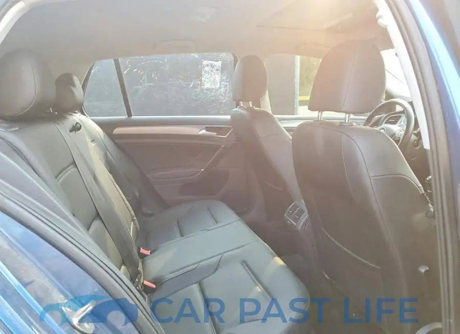 3VW117AU1HM069717# 10