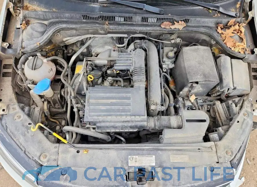 3VW2B7AJ7HM315127# 11