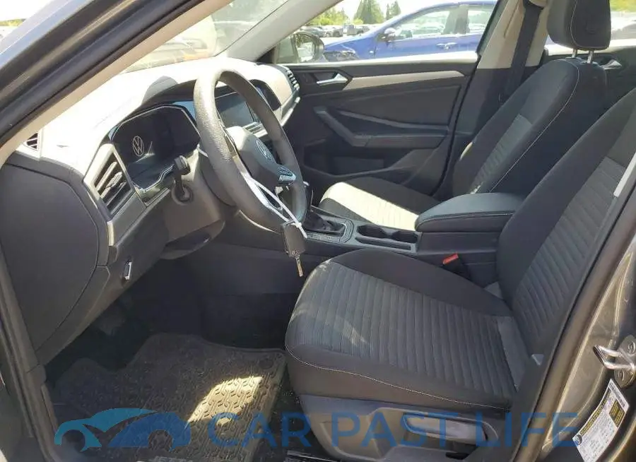 3VW5M7BU8PM040995# 7