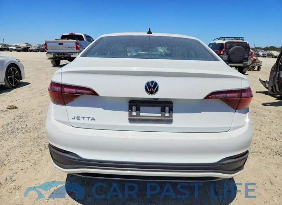 3VW5M7BU8RM044158# 6