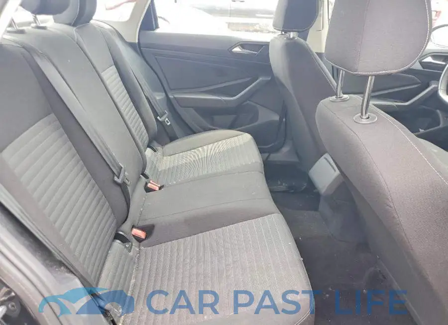 3VW5X7BU1SM018871# 10