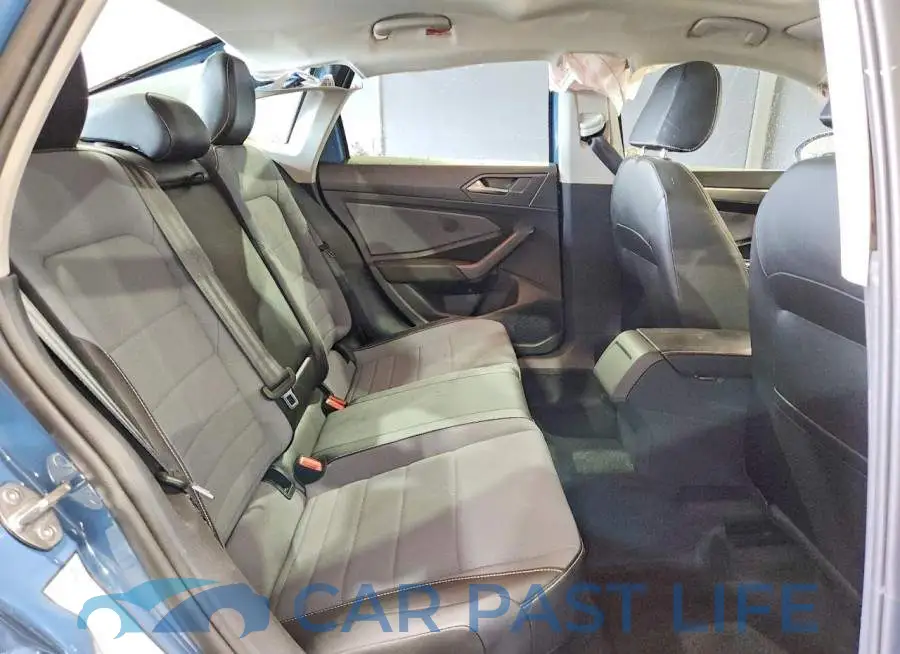 3VW7W7BU4TM036634# 10